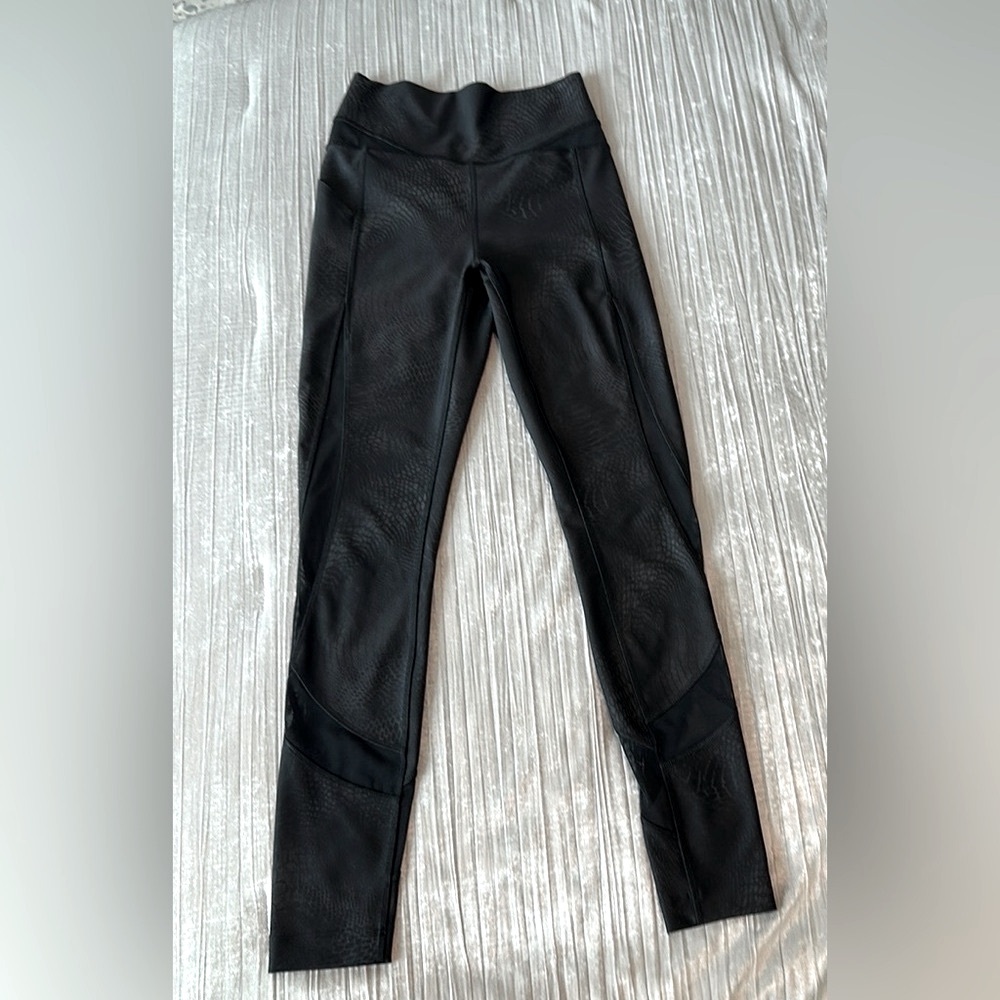 Lolë Snakeskin And Mesh Black Leggings